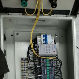 ׃�l�{�ټ��g���T��ʽ���ؙC�ϵđ���